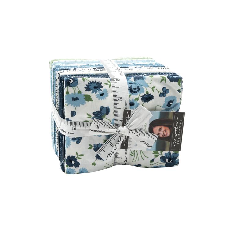 Nantucket Summer AB 36 skus 55260AB Moda Precuts