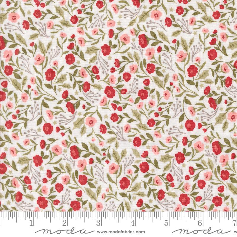Berry And Pine Snow 5241 11 Moda