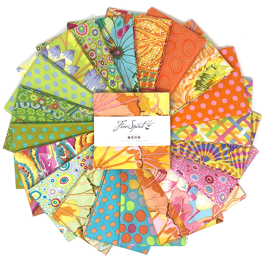 Parakeet Kaffe Classics charm pack  FB6CPGP.PARAKEET